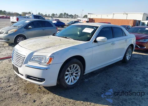 2012 Chrysler 300 из США, поврежденный, VIN 2C3CCAAG2CH126886